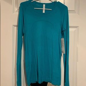 Lululemon swiftly tech shirt